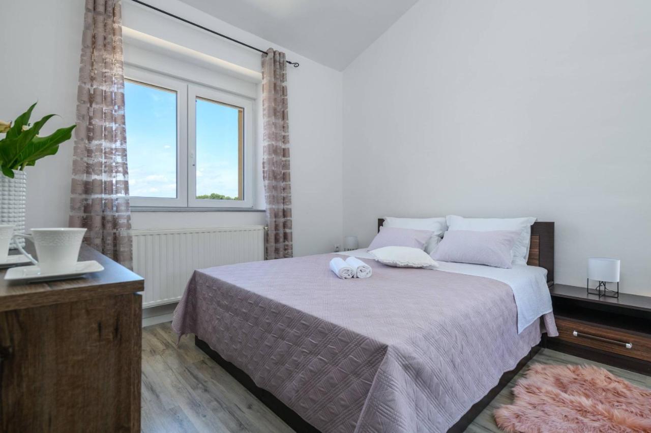 Holiday House Boky Vodnjan Εξωτερικό φωτογραφία
